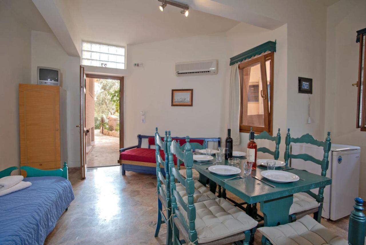 Kleoni Club Apartments Толо Екстер'єр фото