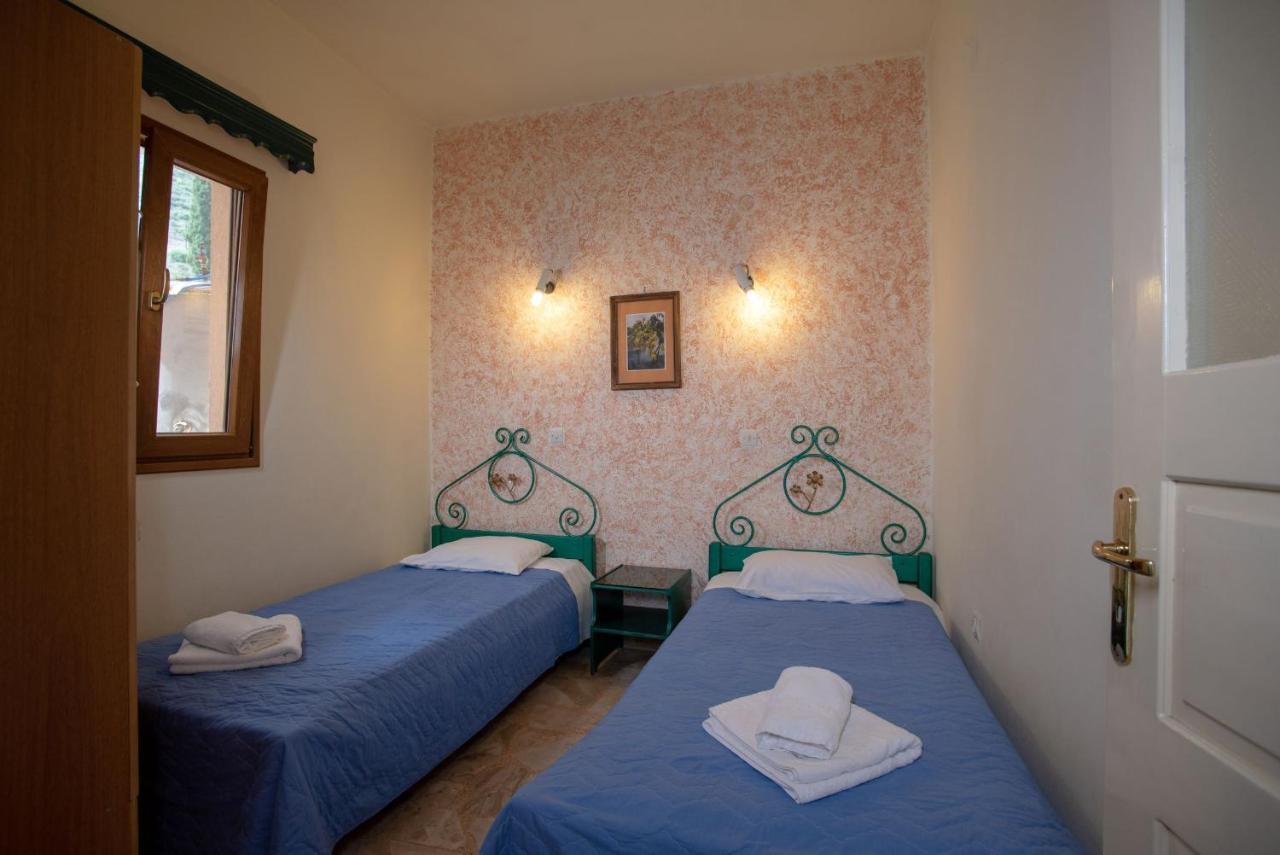 Kleoni Club Apartments Толо Екстер'єр фото